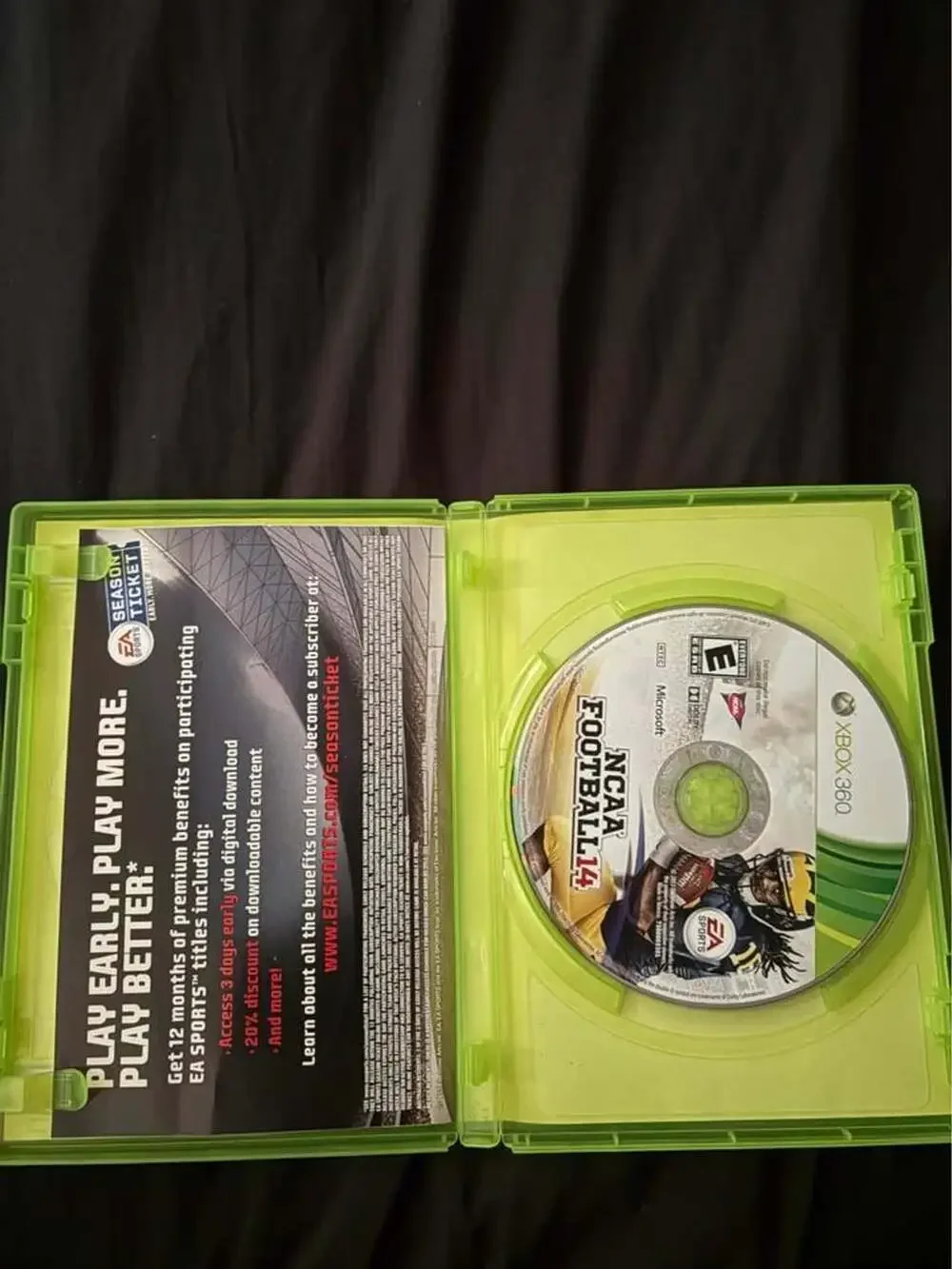 NCAA Football 14 Xbox 360 – Complete – $20